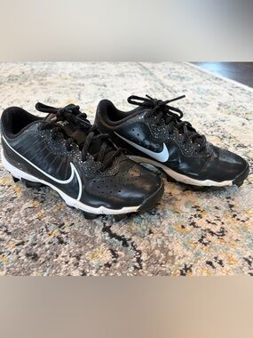 Nike Alpha Huarache 4 Keystone Low Cleats – Youth Size 3Y